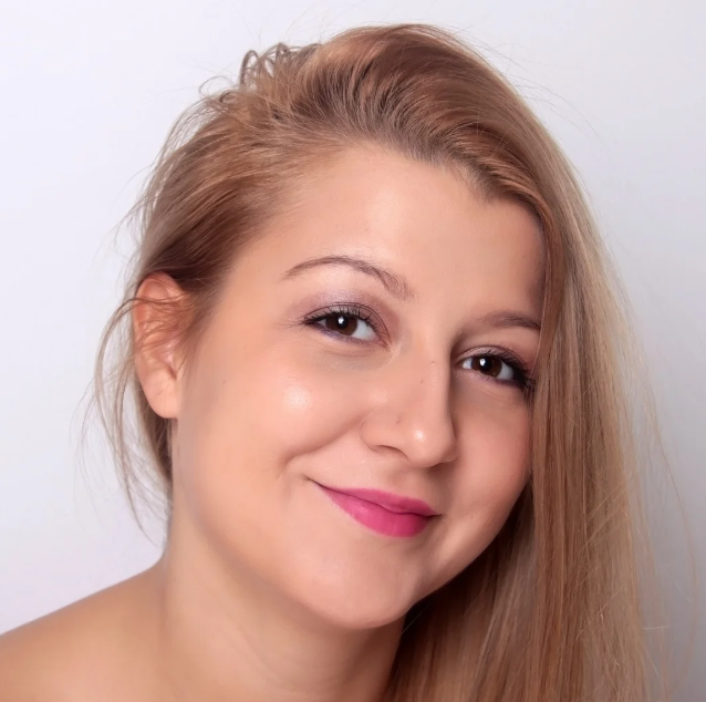 Laura G.